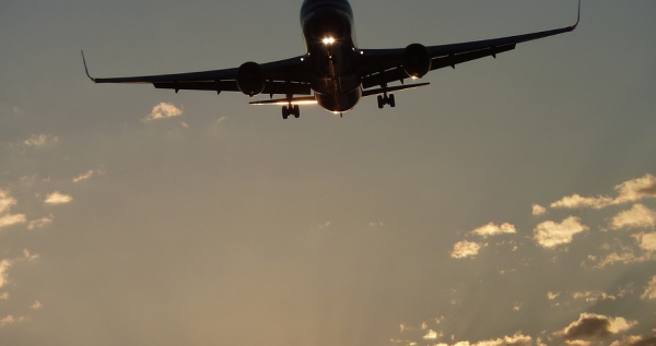 일본 혈액암 환자 의료진과 동반하여 한국으로 이송