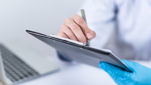 아프리카 뇌출혈 환자 에어앰뷸런스로 한국으로 이송