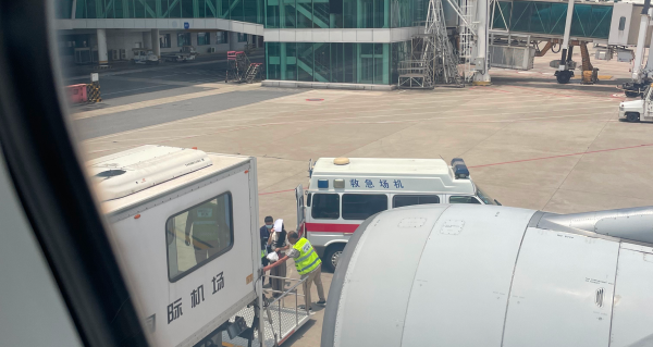 뇌경색 환자 우한에서 인천으로 이송완료