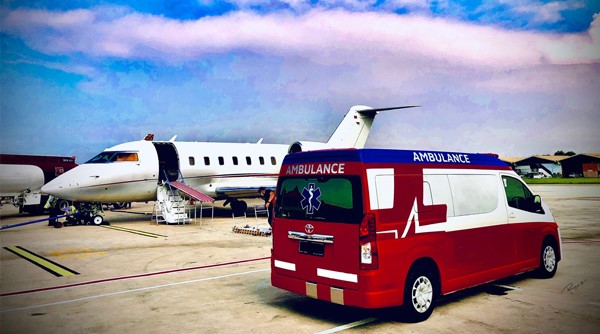 인도네시아 체류중인 폐렴환자 에어앰뷸런스 이송