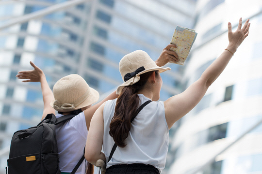 [디지털타임스] 해외여행 러시 속 제2의 그랜드캐년 추락 사고를 막아야